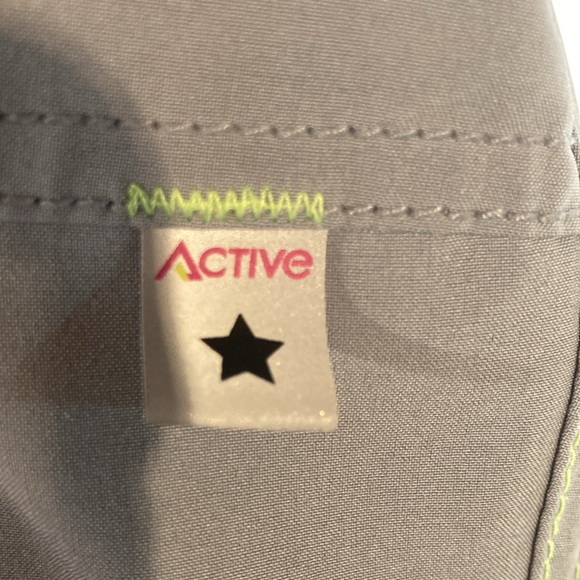 Scrubs great condition solid as set large - Picture 8 of 11